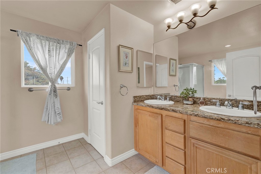 8306 Telegraph Property Photo 34