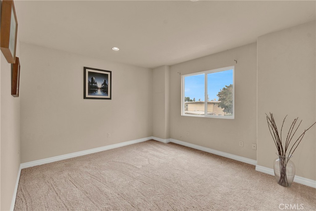 8306 Telegraph Property Photo 38