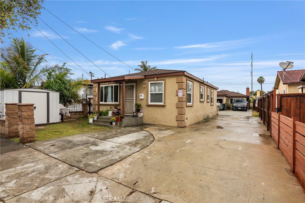 4555 W 160th Street Property Photo 1