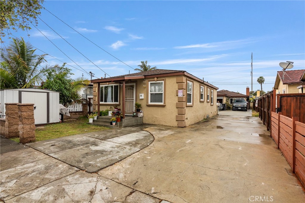 4555 W 160th Street Property Photo 1