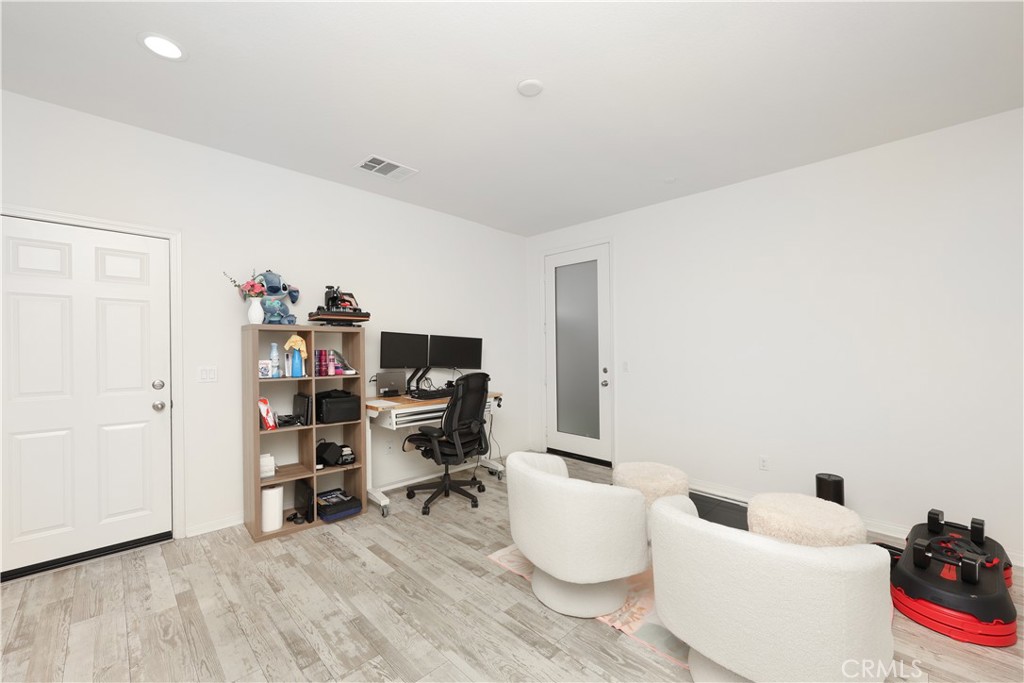 2878 Foxtail Property Photo 6