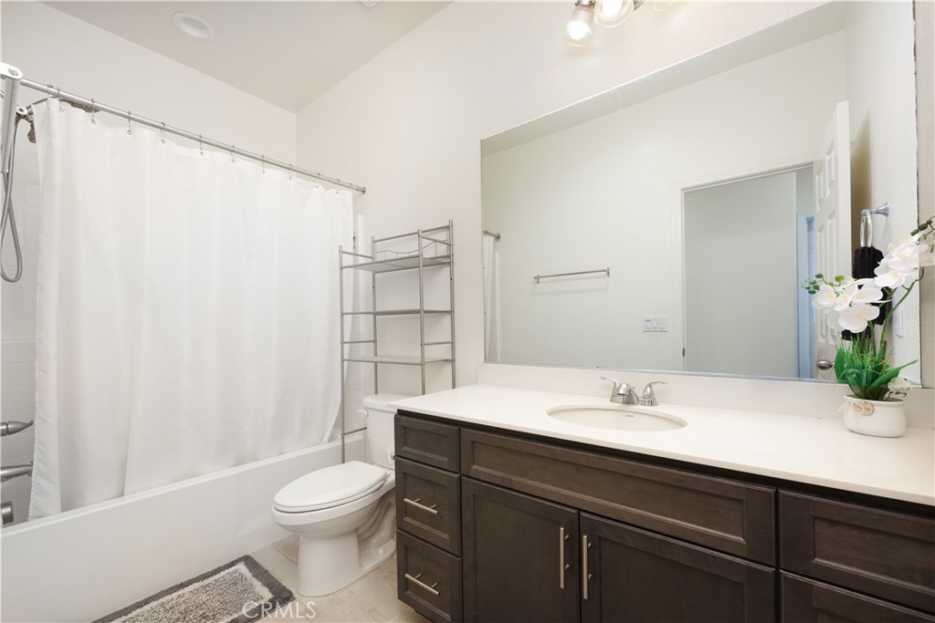 2878 Foxtail Property Photo 23