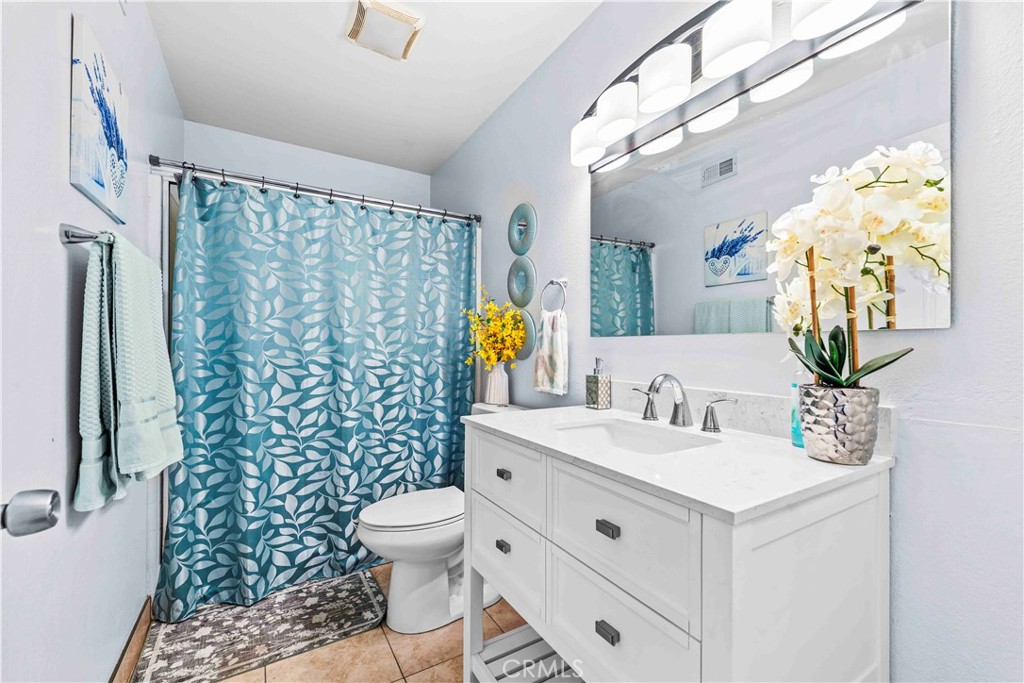 6624 Orly Court Property Photo 12