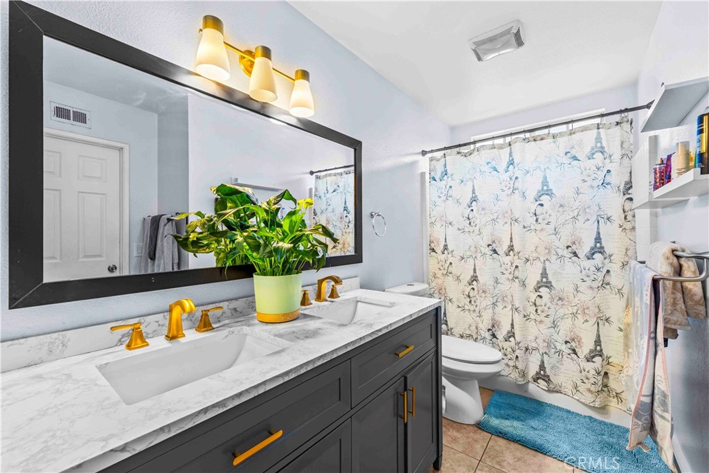6624 Orly Court Property Photo 21