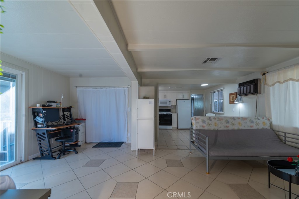 600 East Weddell Drive 8 Property Photo 10