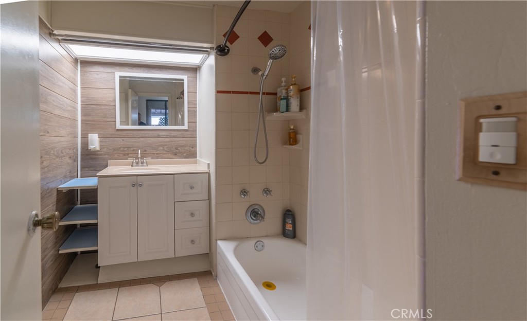 600 East Weddell Drive 8 Property Photo 20