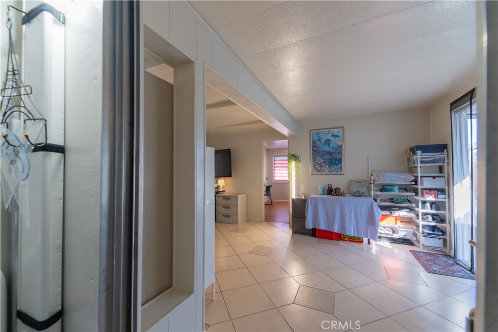 600 East Weddell Drive 8 Property Photo 25