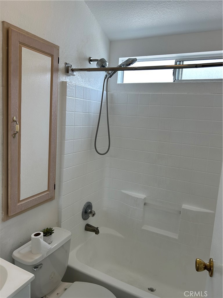 11250 Playa Street 70 Property Photo 6