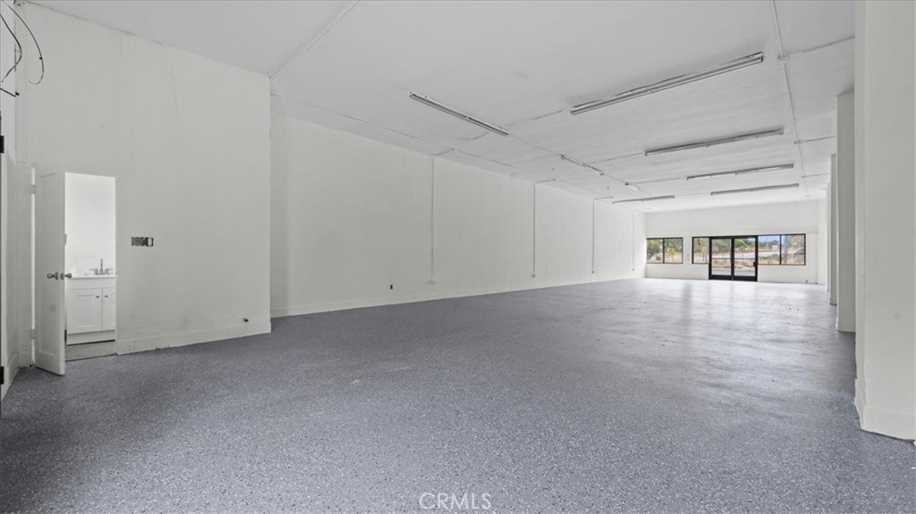 11414 Long Beach Blvd Property Photo 25