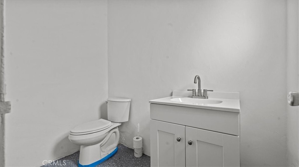 11414 Long Beach Blvd Property Photo 26