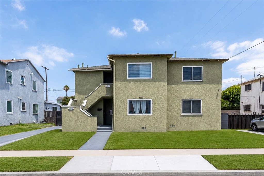 2115 W 103rd Place Property Photo 2
