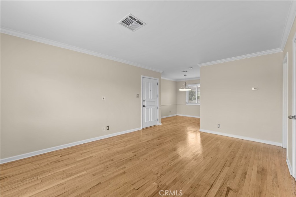 2115 W 103rd Place Property Photo 11