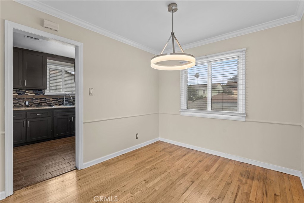 2115 W 103rd Place Property Photo 12