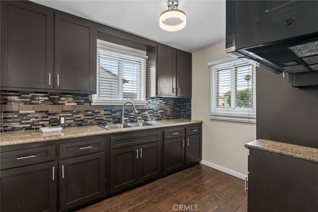 2115 W 103rd Place Property Photo 15