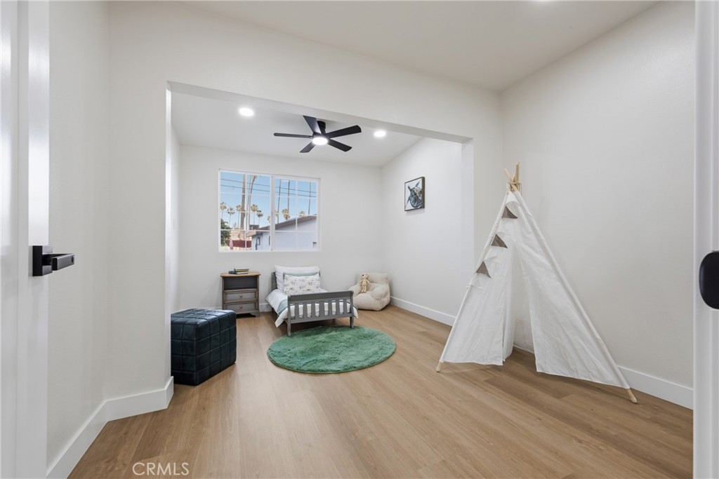 5612 S Rimpau Property Photo 8