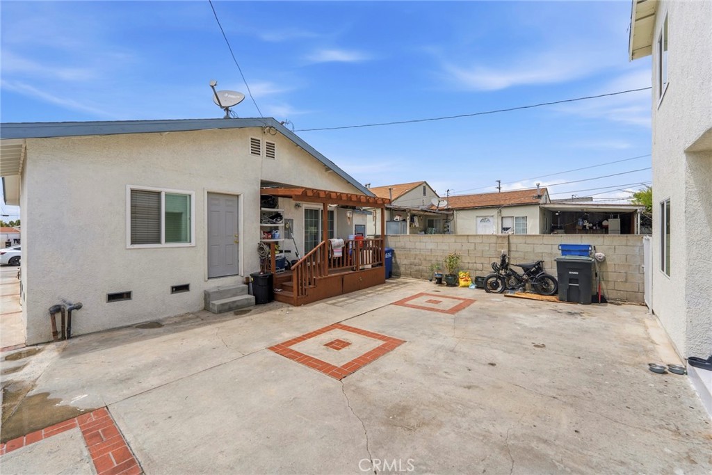 622 Eastmont Property Photo 8