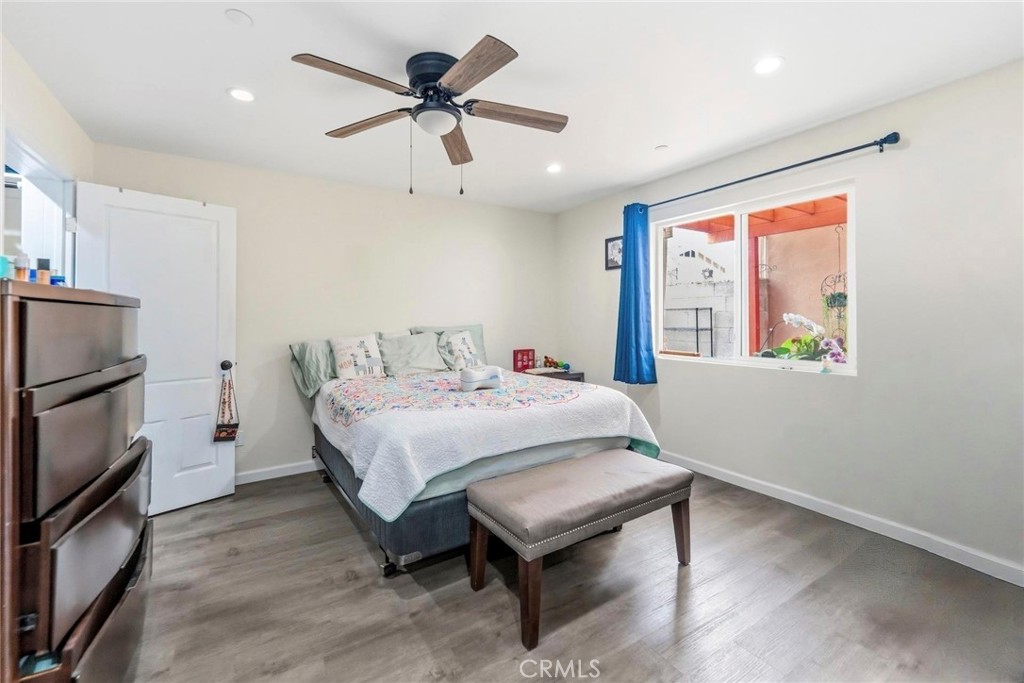 622 Eastmont Property Photo 44
