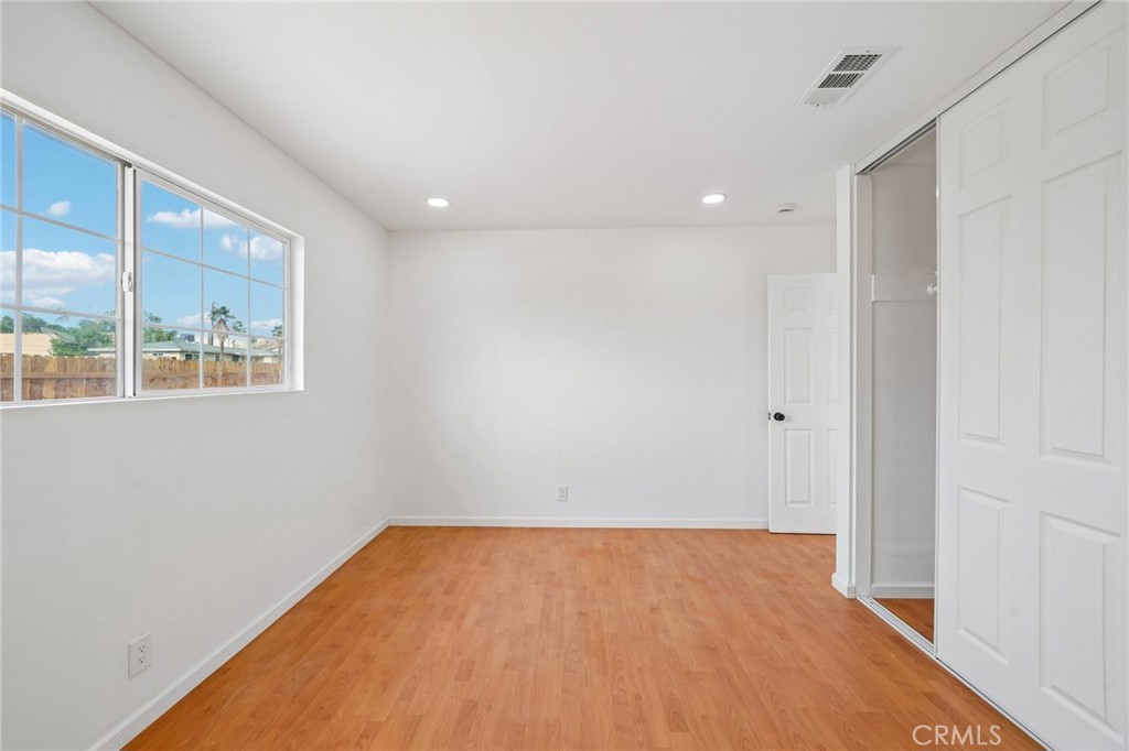 15535 Fresno Property Photo 26