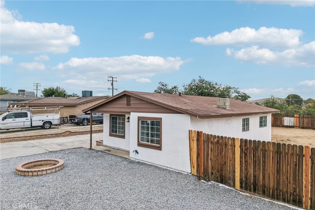 15535 Fresno Property Photo 34