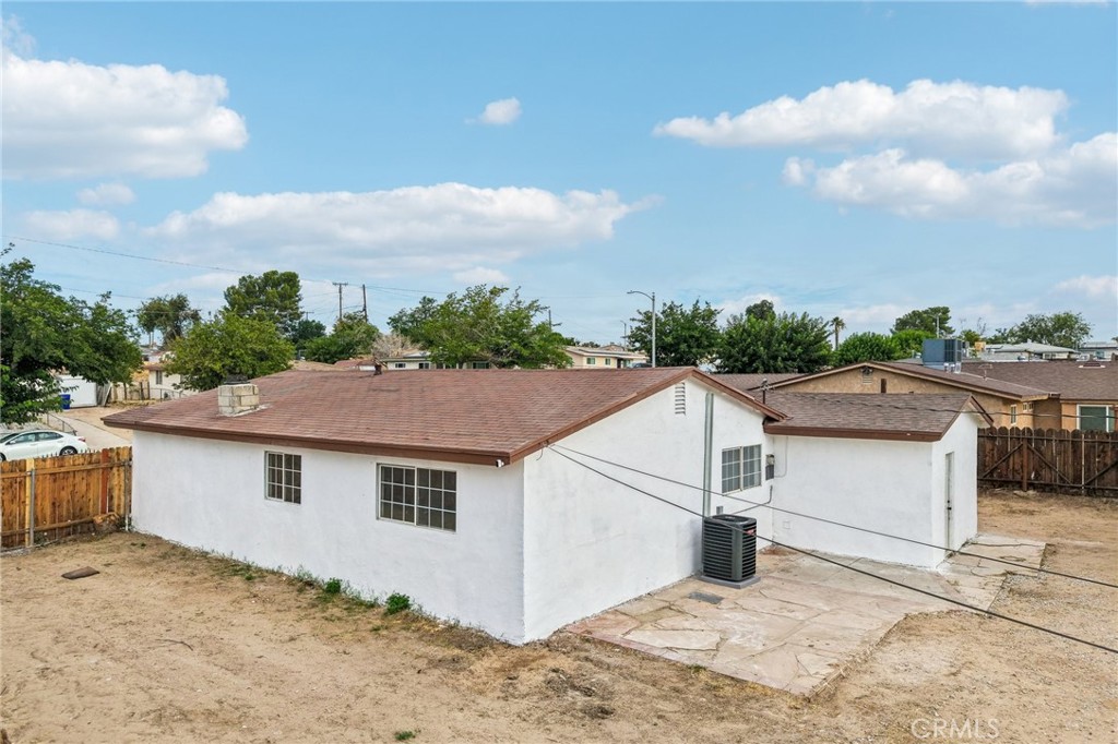 15535 Fresno Property Photo 35