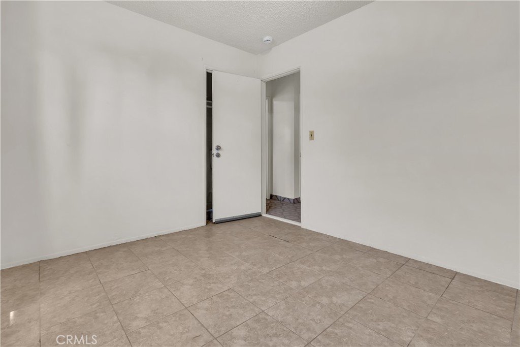 13618 Las Vecinas Dr Property Photo 22