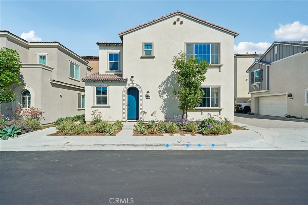 5034 E Ferguson Privado Property Photo 3