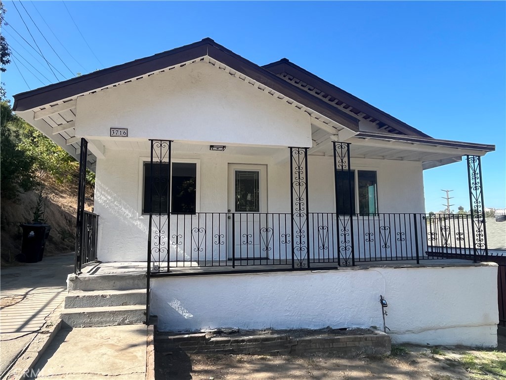 3716 Flora Avenue Property Photo 2