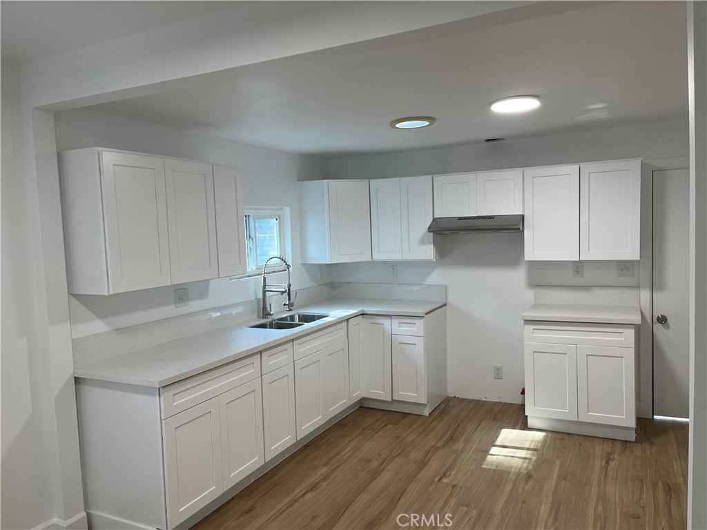 3716 Flora Avenue Property Photo 7