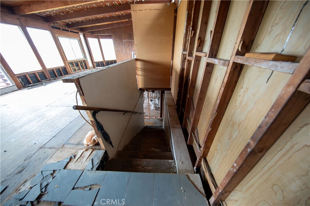 143 Palatine Property Photo 14