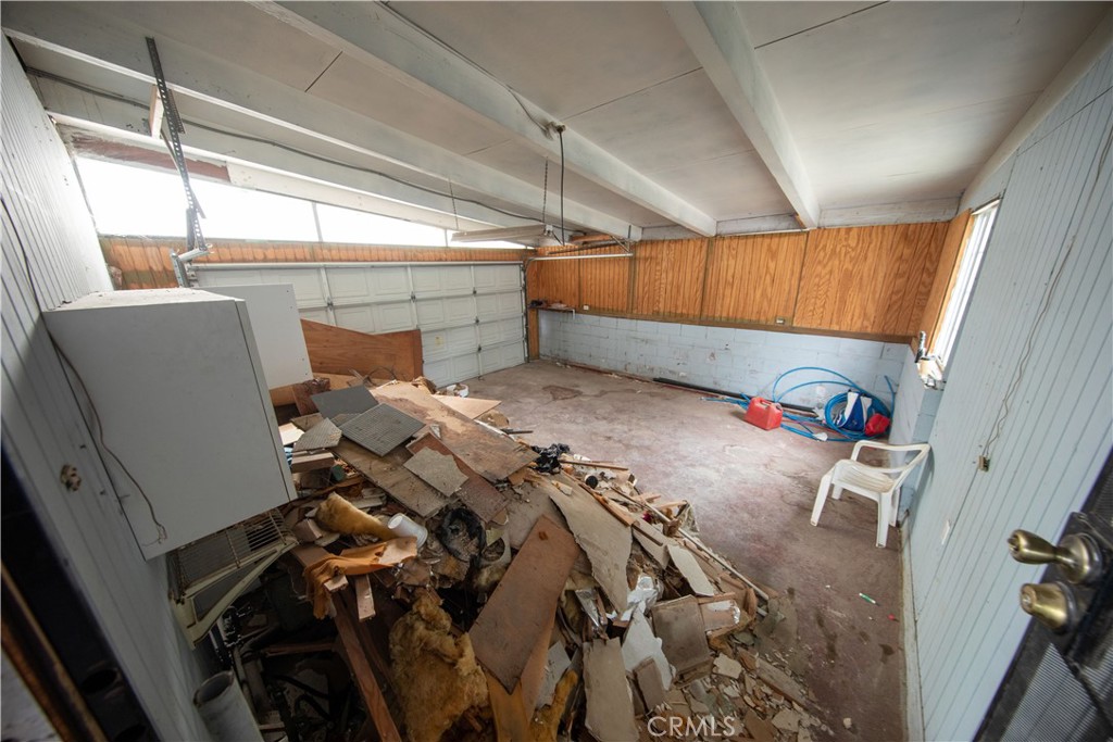 143 Palatine Property Photo 16