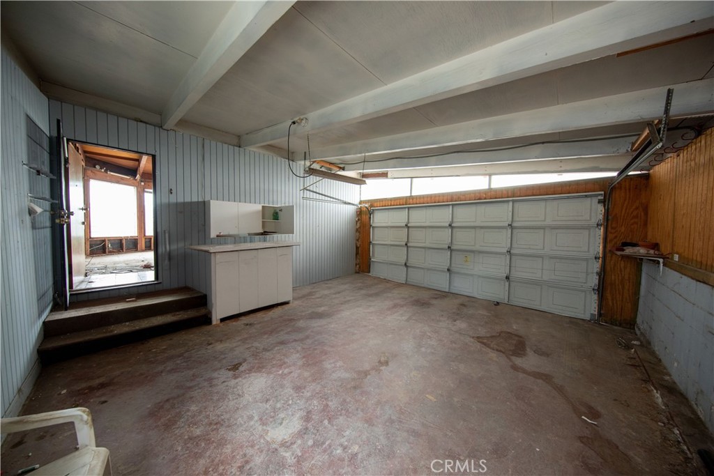 143 Palatine Property Photo 18