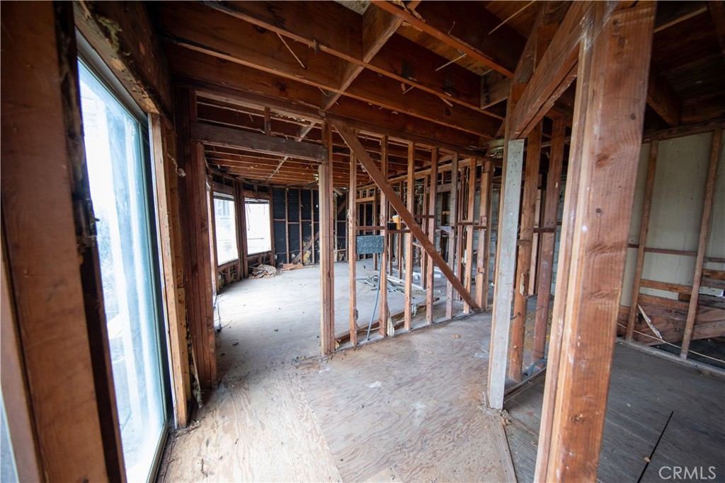 143 Palatine Property Photo 22