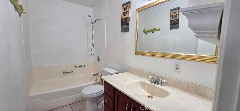 37351 52nd E Property Photo 13