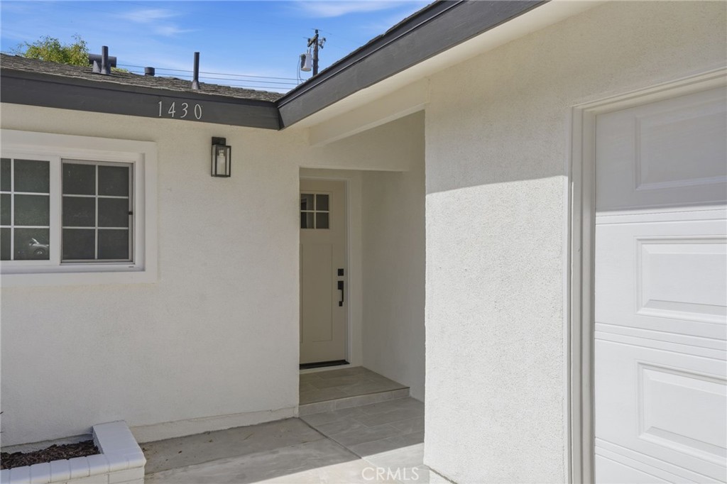 1430 Hillandale Property Photo 3