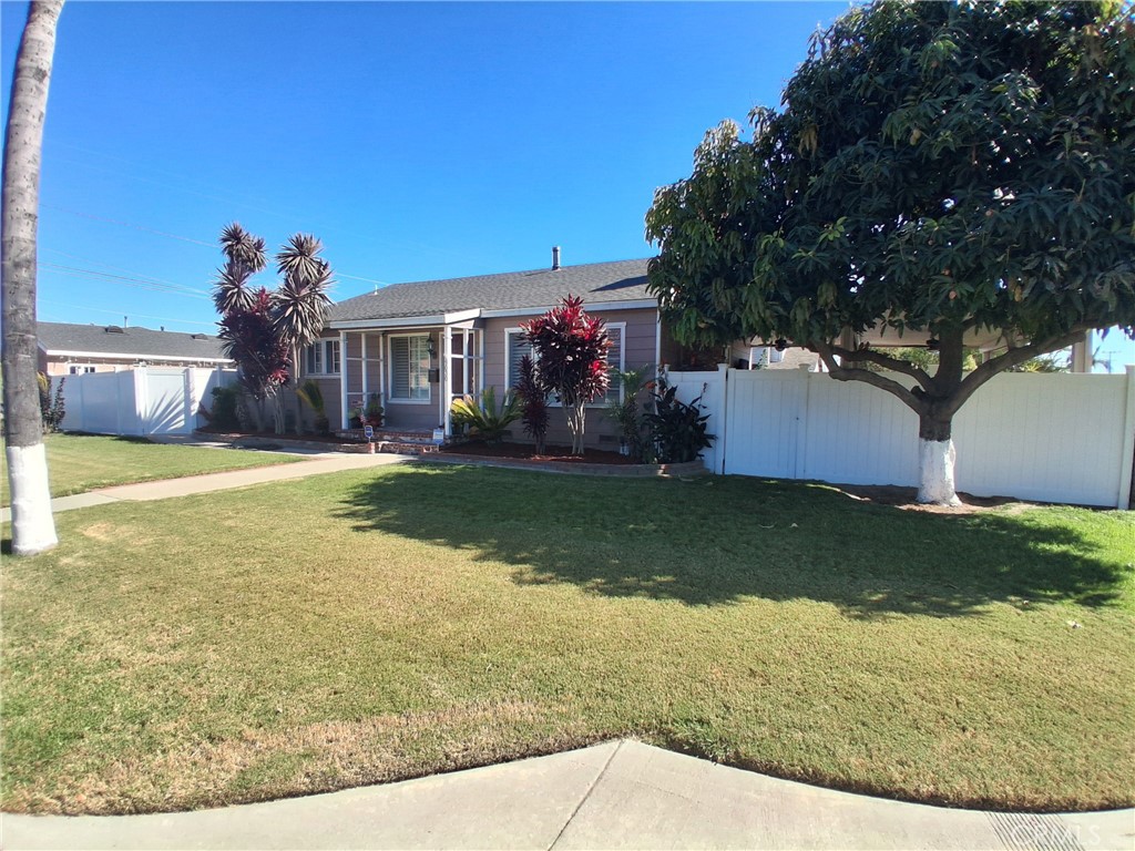 9030 Terradell Street Property Photo 2