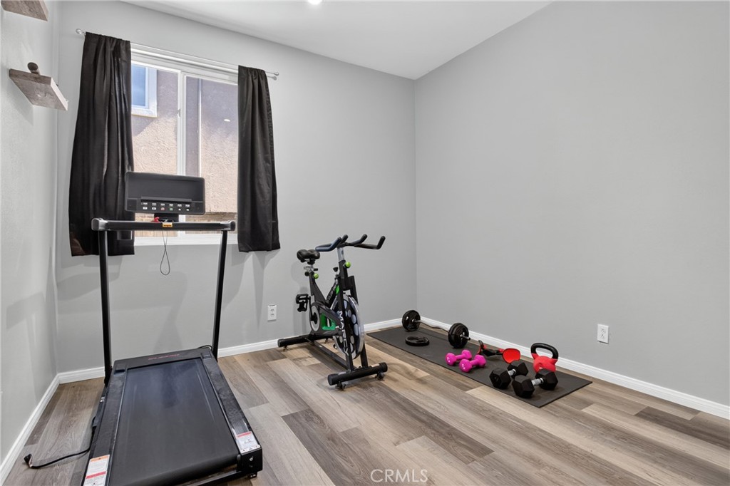 38659 37th E Property Photo 17