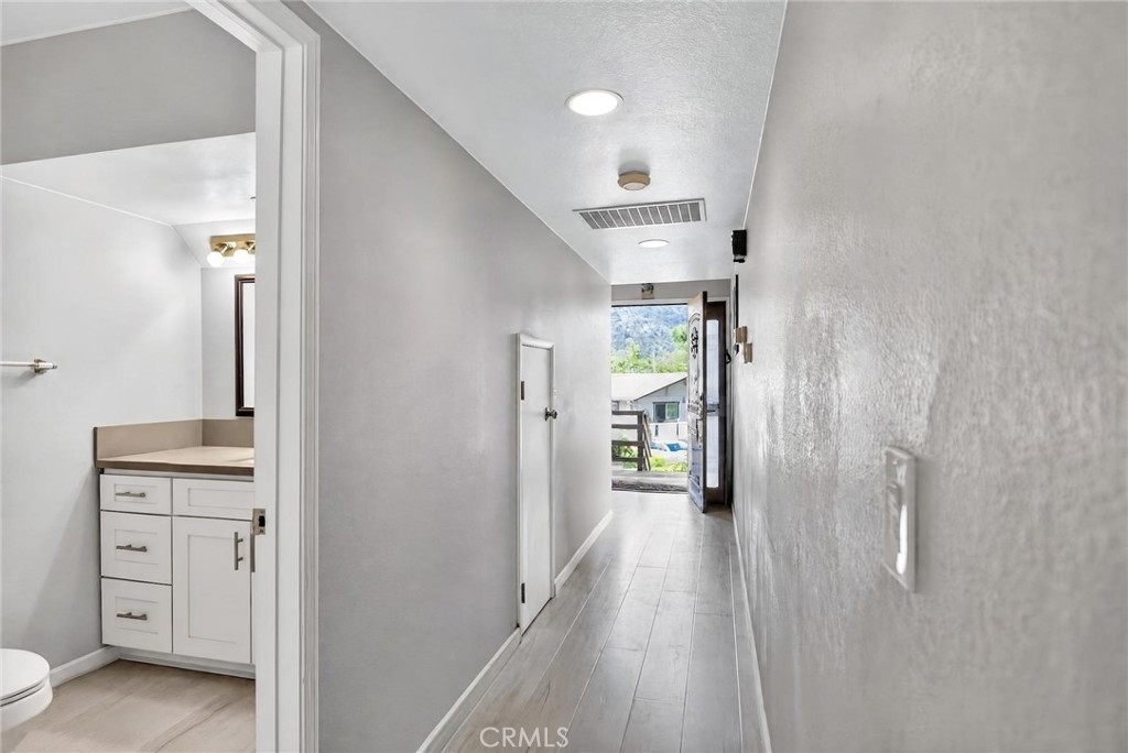3521 San Fernando Property Photo 12
