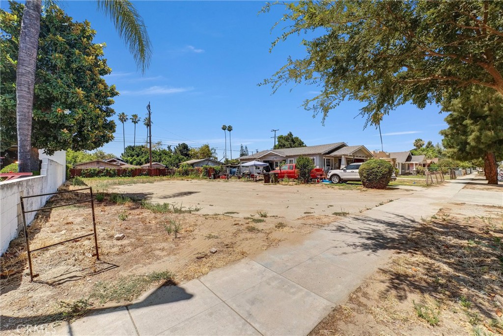 968 E Mission Boulevard Property Photo 7