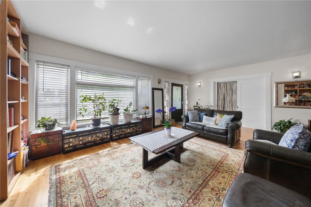 2251 Cambridge Street Property Photo 7