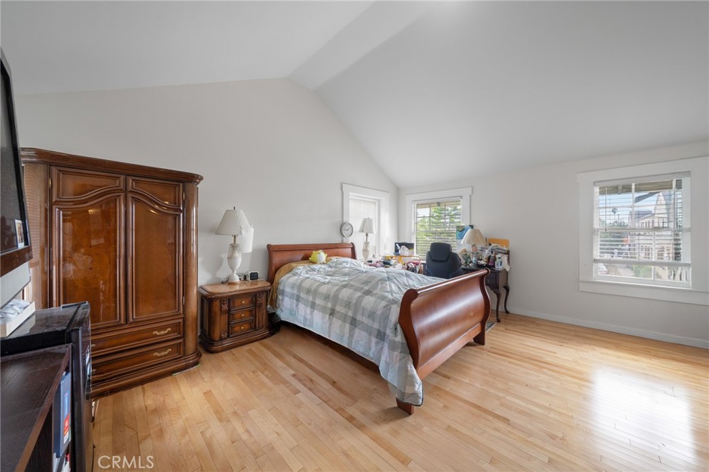 2251 Cambridge Street Property Photo 10