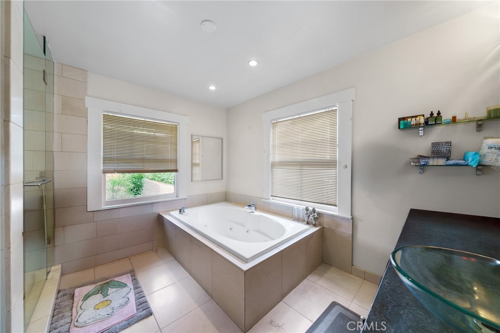 2251 Cambridge Street Property Photo 11