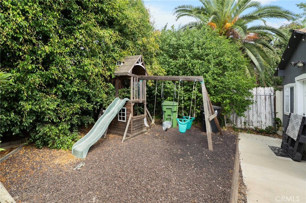 2251 Cambridge Street Property Photo 22