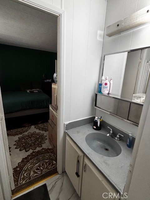 120 Sir Damas Dr Property Photo 16