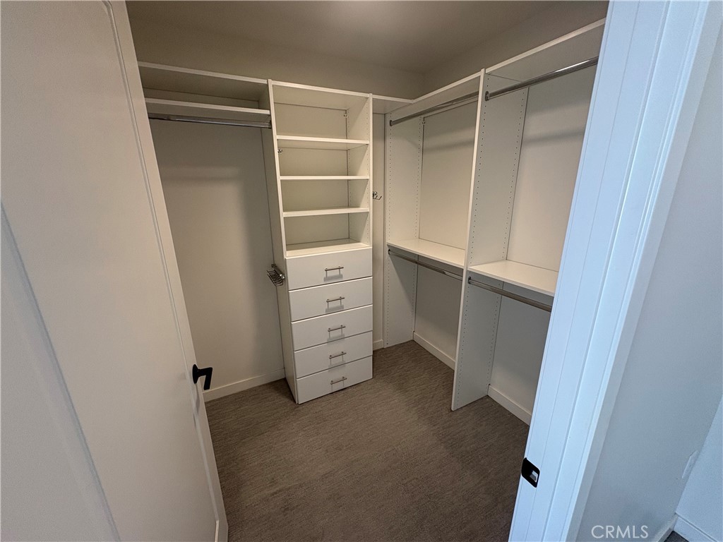 1050 S Grand 1003 Property Photo 11