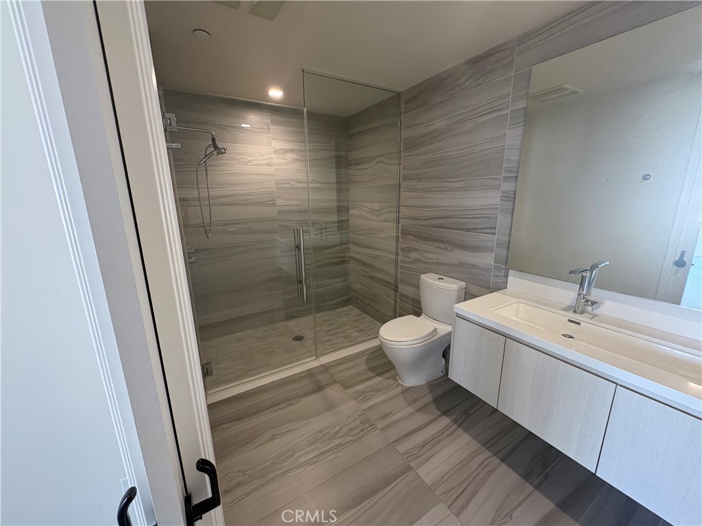 1050 S Grand 1003 Property Photo 12