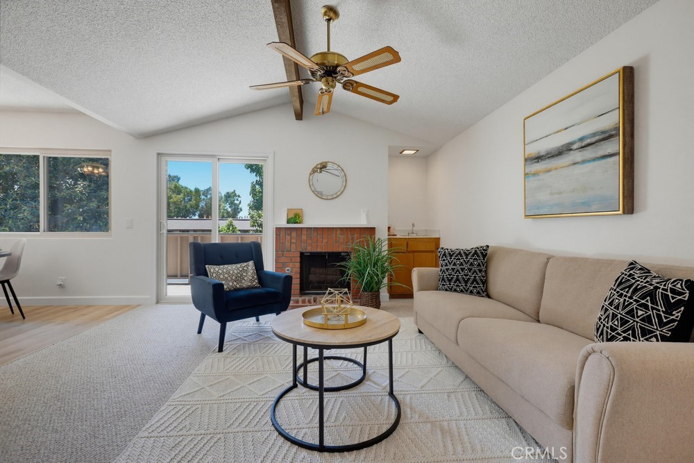 640 N Brea 68 Property Photo 10