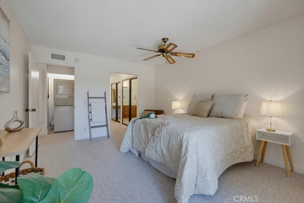 640 N Brea 68 Property Photo 19