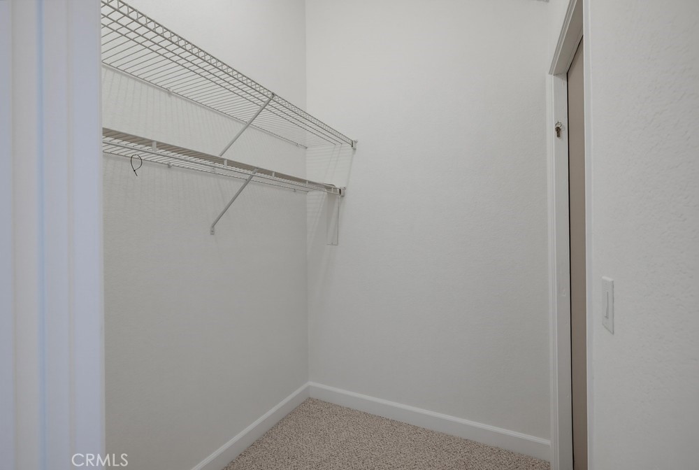640 N Brea 68 Property Photo 20