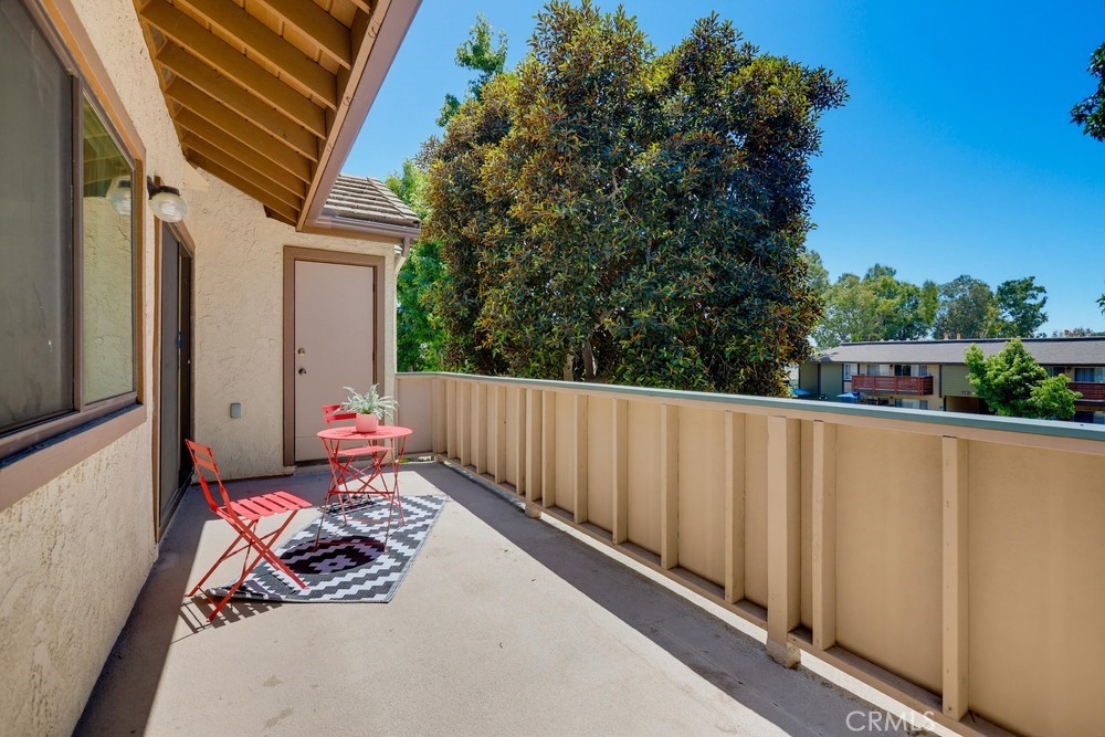 640 N Brea 68 Property Photo 29