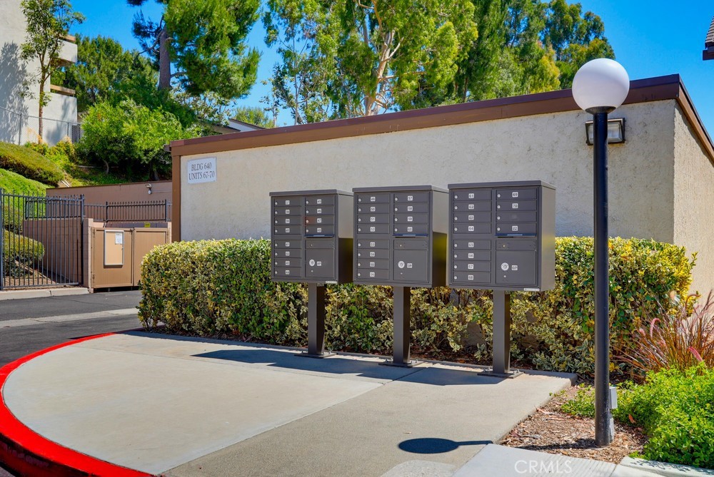 640 N Brea 68 Property Photo 34
